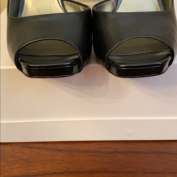 Jessica Simpson Black Heels - Picture 5 of 8